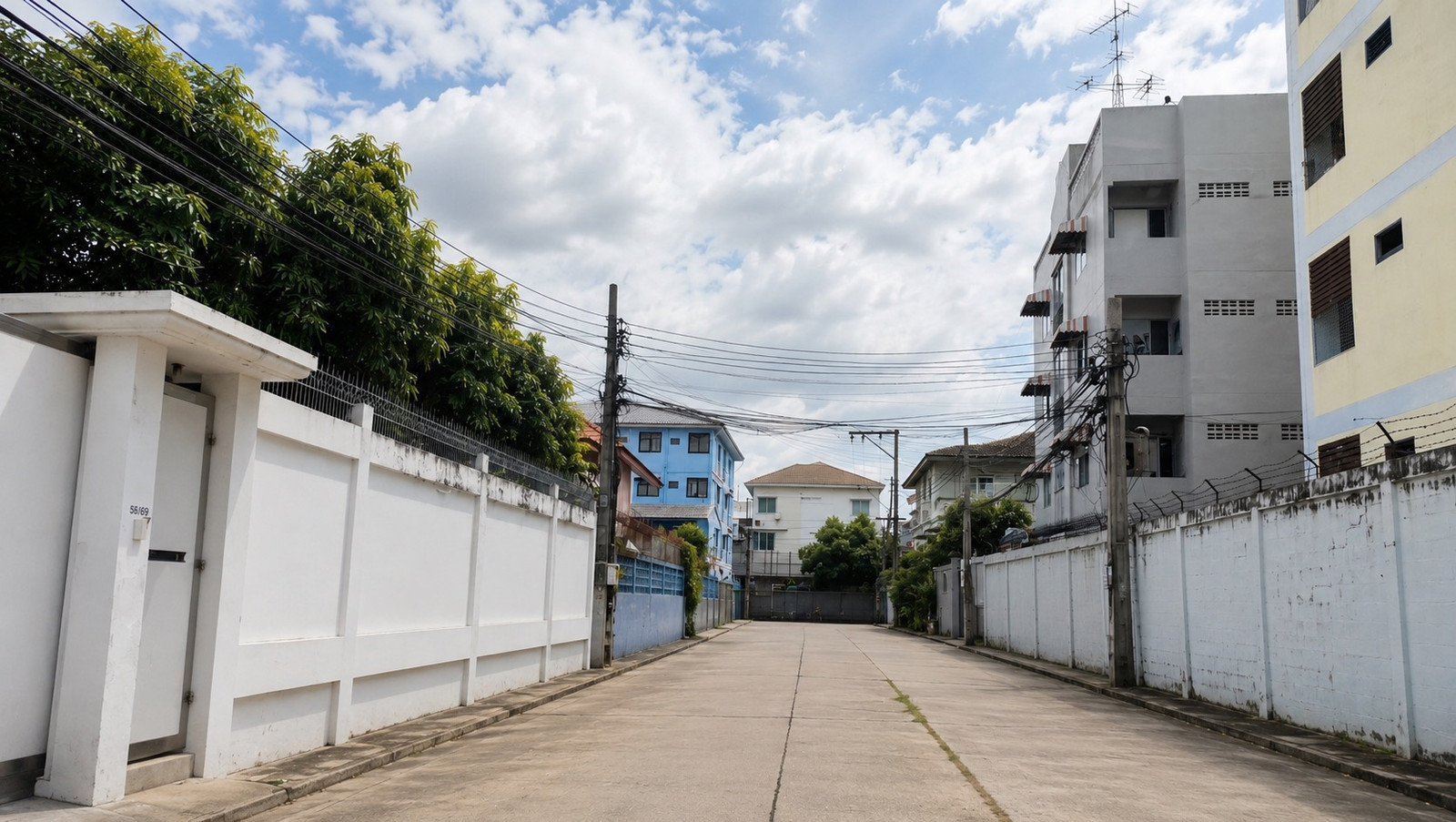 ขายที่ดินถนนนนทรี ใกล้บ.ธนูลักษณ์ ขายที่ดินถนนนนทรี ใกล้บ.ธนูลักษณ์
