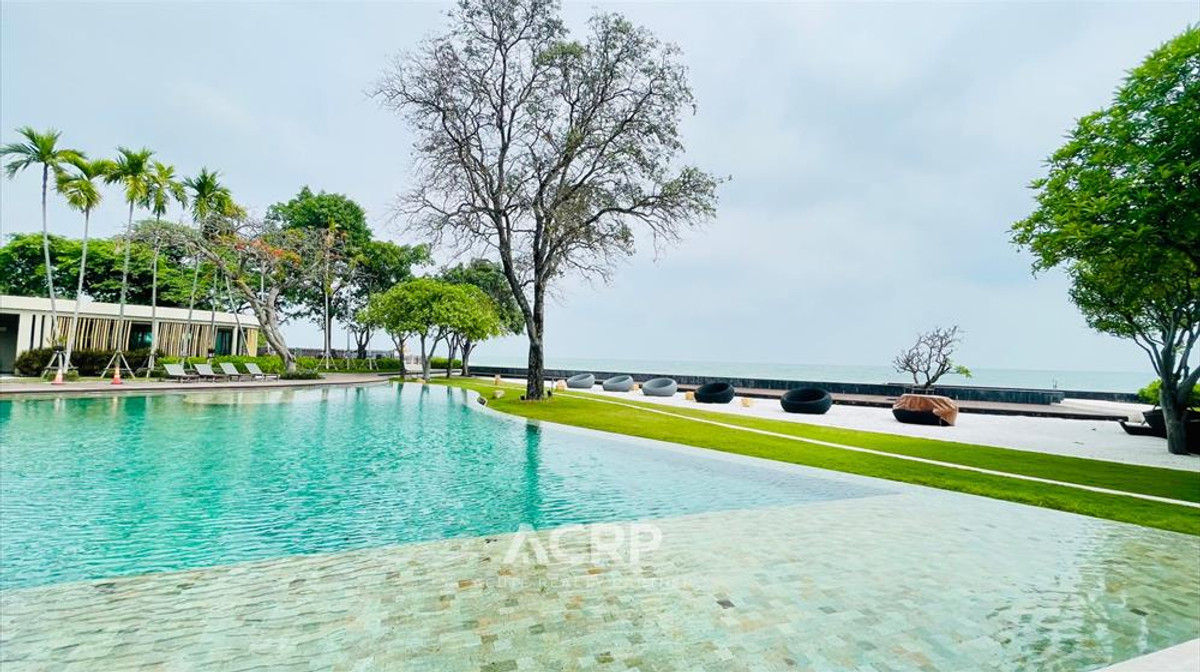 2 bedroom condo for sale, Baan Saen Suk, Hua Hin, beachfront condo for sale, Hua Hin
