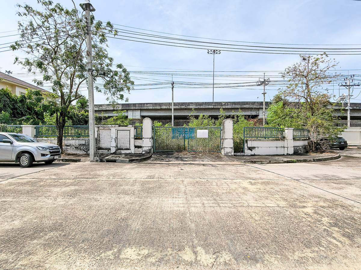 ที่ดินเปล่าสำหรับปลูกบ้าน ใน ม.บ้านนันทวัน ศรีนครินทร์ – รูปที่ 2