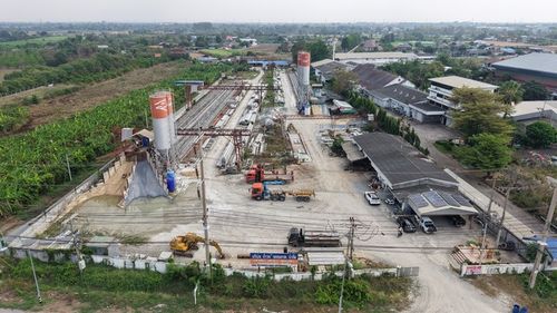 Golden opportunity for investors Land next to Kamphaeng Saen main road, over 9 rai, width 95 meters, high potential location. Continuously growing in Nakhon Pathom