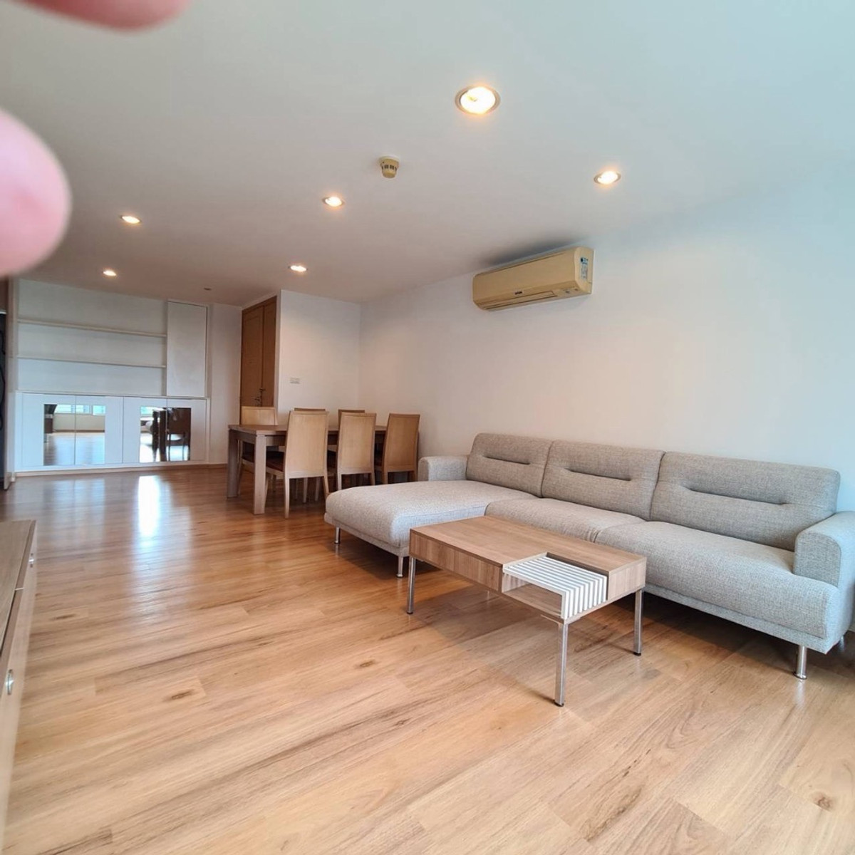 ให้เช่าห้องขนาดใหญ่  2 ห้องนอน พื้นที่ 107 ตร.ม ทำเลหลังสวน ใกล้ BTS ชิดลม ใจกลางเมือง เหมาะอยู่อาศัยระยะยาว