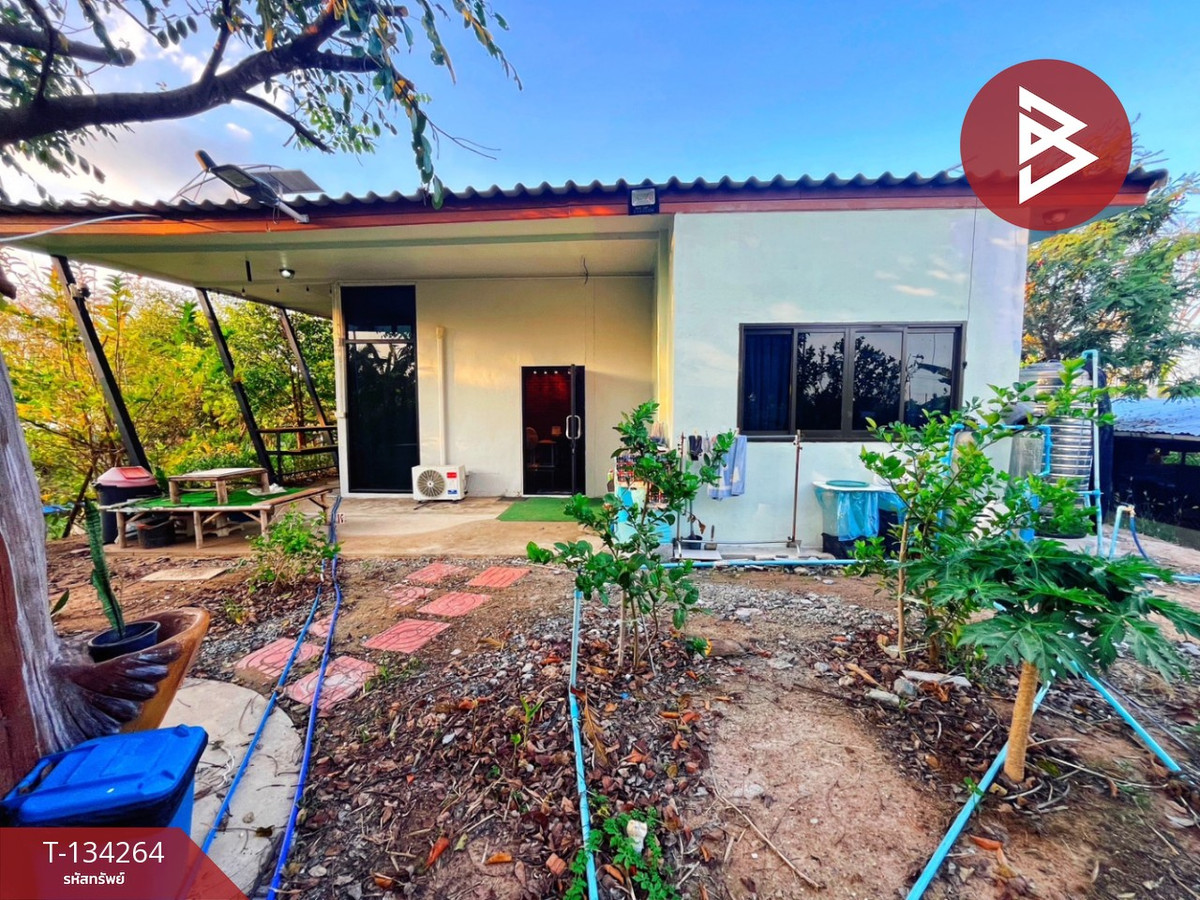 Single house for sale with land, area 1 rai 1 ngan, Don Chedi, Suphanburi.