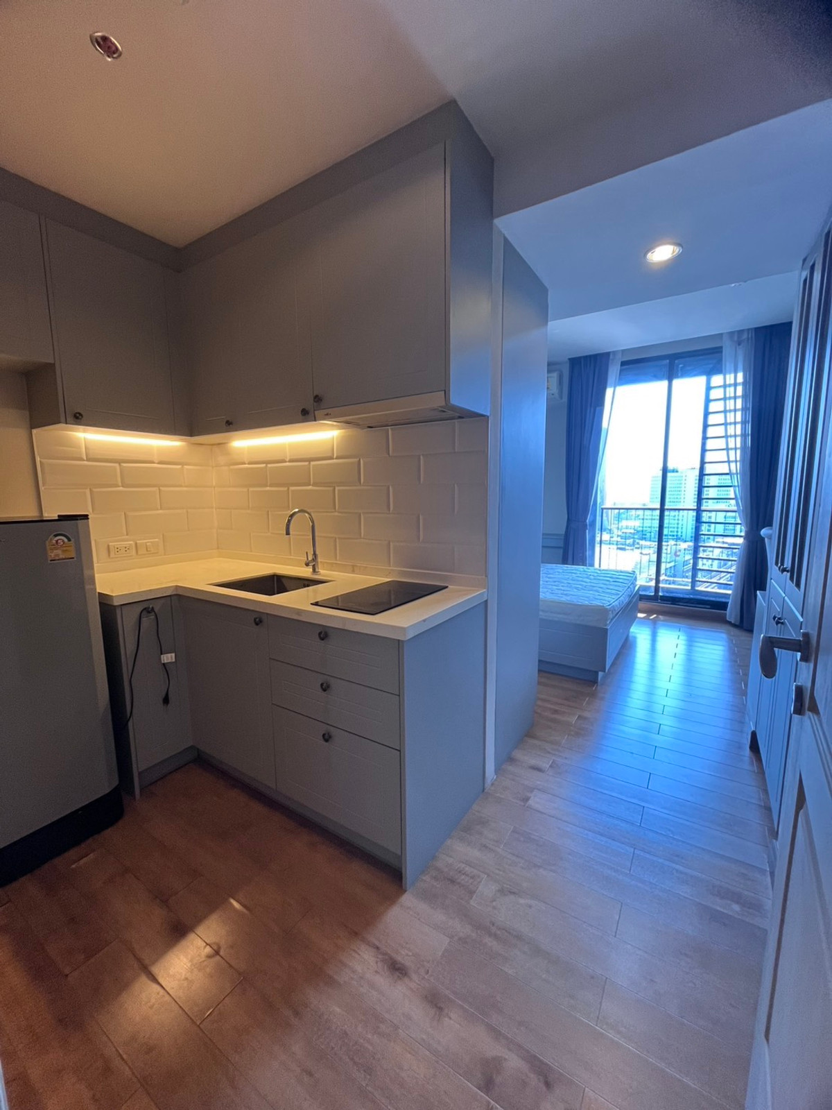 The Editor, 1 bed 28.41 sqm ราคาขาดทุนและราคาดี ตึกสไตล์”CLASSIC WITH A TWIST”ว่างพร้อมขาย เข้าชมได้ The Editor, 1 bed 28.41 sqm ราคาขาดทุนและราคาดี ตึกสไตล์”CLASSIC WITH A TWIST”ว่างพร้อมขาย เข้าชมได้