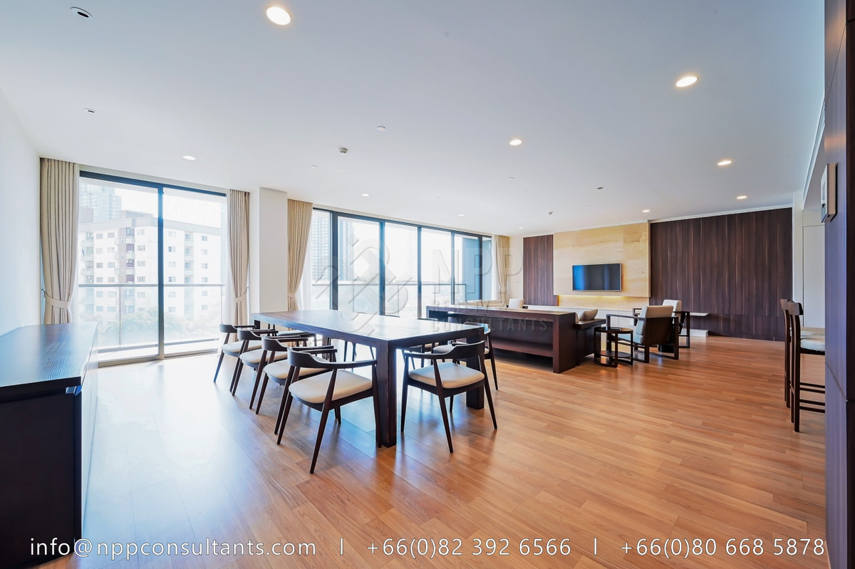 For Sale: 3 Bedrooms at Park Court Sukhumvit 77 ✨