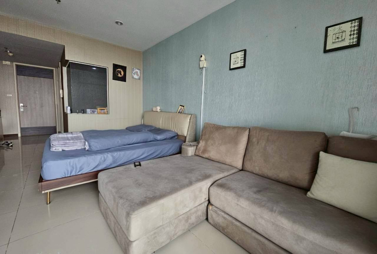 The Best Price, Prime Location, Good for living or investment.