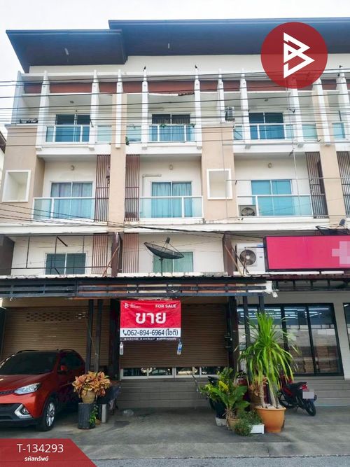 Commercial building for sale, 4 floors, area 17 sq m, Chanthanimit, Chanthaburi.