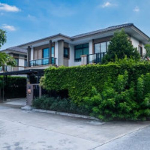 Passorn Prestige Bangna-Suvarnabhumi 67 sq m. 222 sq m. 3 bedrooms 11.9 million/70,000. Fully decorated and ready to move in Near Suvarnabhumi Airport, Mega Bangna and HomePro Kingkaew.