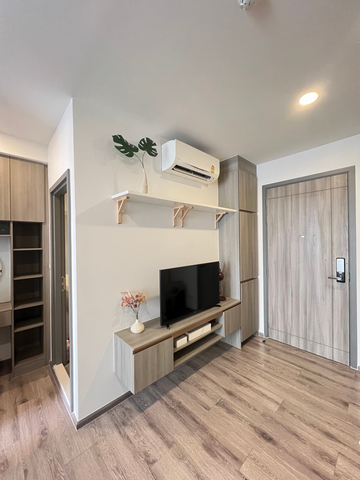 ขายคอนโด KnightsBridge Collage Sukhumvit 107 ใกล้รถไฟฟ้าสถานีแบริ่ง ขายคอนโด KnightsBridge Collage Sukhumvit 107 ใกล้รถไฟฟ้าสถานีแบริ่ง