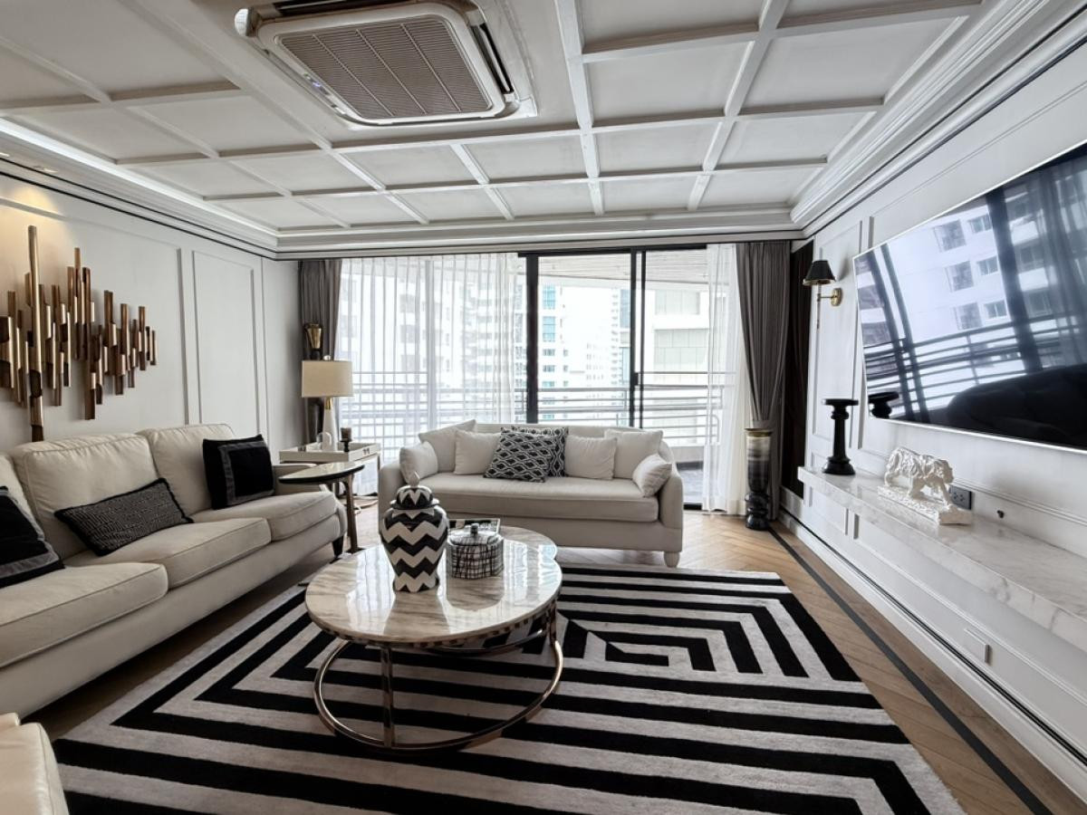 Condo For Rent 🏡 Mahogany Tower Sukhumvit 24 Near:  BTS Asok / BTS Phrom Phong