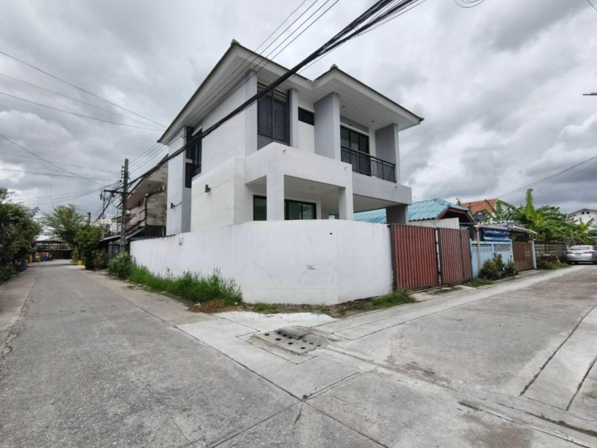 For Sale Detacted house for sale,BTS Sai yut , Anusawari , Bang Khen , Bangkok , CX-147322 For Sale Detacted house for sale,BTS Sai yut , Anusawari , Bang Khen , Bangkok , CX-147322