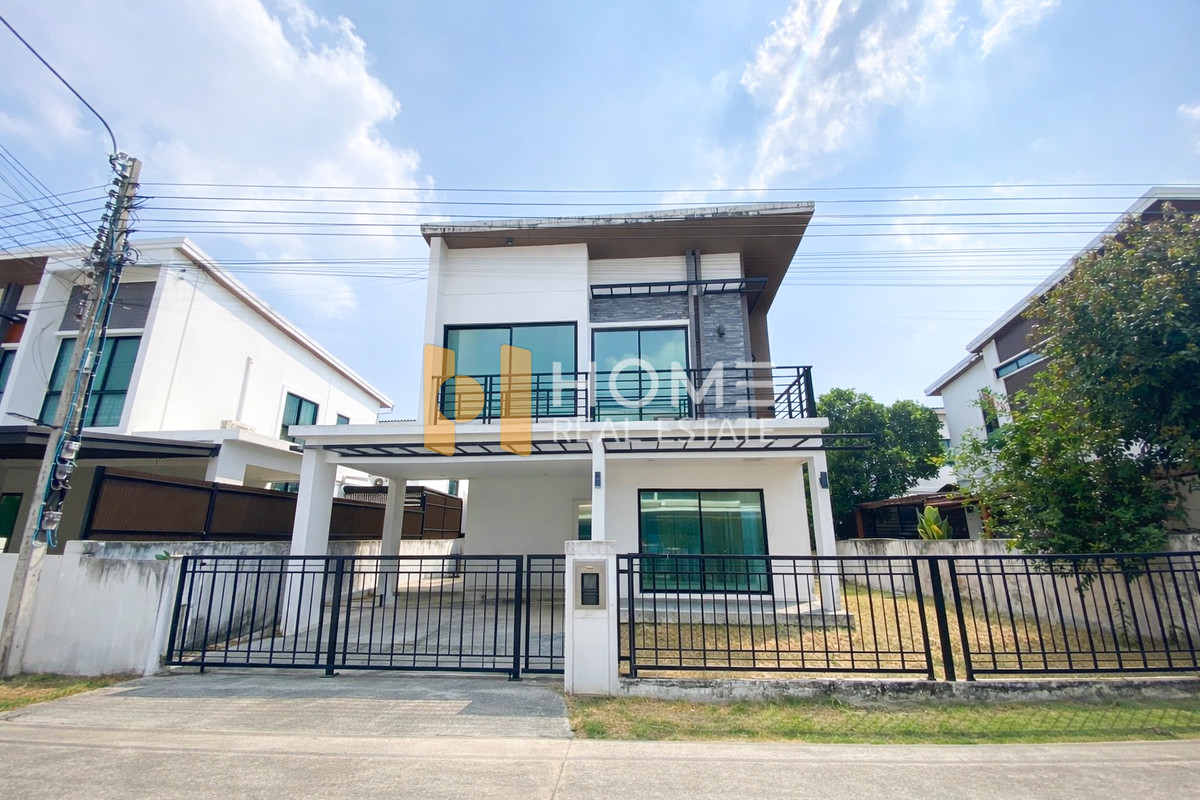 วี 2 อ่อนนุช - พระราม 9 / 3 ห้องนอน (ขาย), WE/2 Onnut - Rama9 / 3 Bedrooms (FOR SALE) POON220 วี 2 อ่อนนุช - พระราม 9 / 3 ห้องนอน (ขาย), WE/2 Onnut - Rama9 / 3 Bedrooms (FOR SALE) POON220