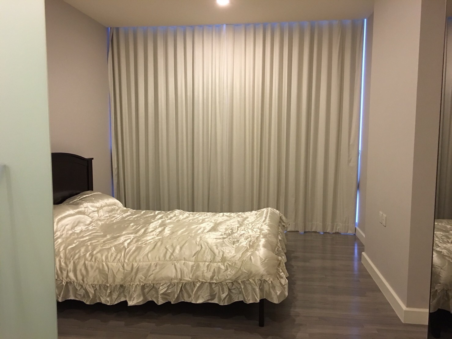 ขาย The Room Sathorn-Tanonpun ☎️ 0912322009