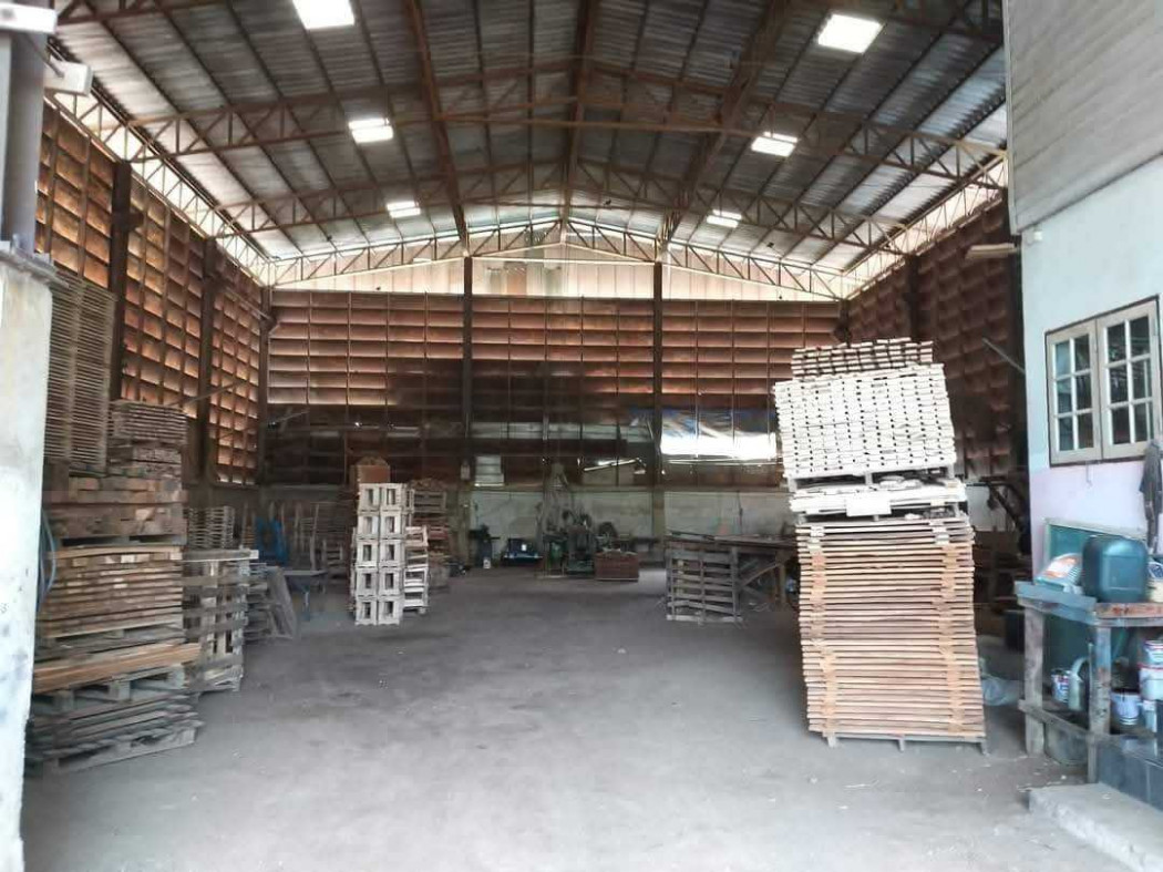 Factory for sale, with a valid factory license (Form 4), located on Soi Christ Church, 758.70 sq m, 1 rai 1 sq wah, near Highway 307