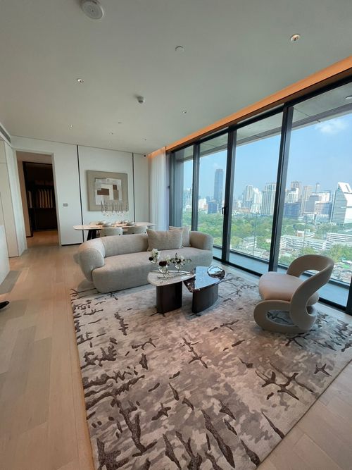 🖤 ​​Ultra-Private Luxury Residence in the heart of Lang Suan-Lumpini, Low-Density Condo, Super Prime level for real owners.