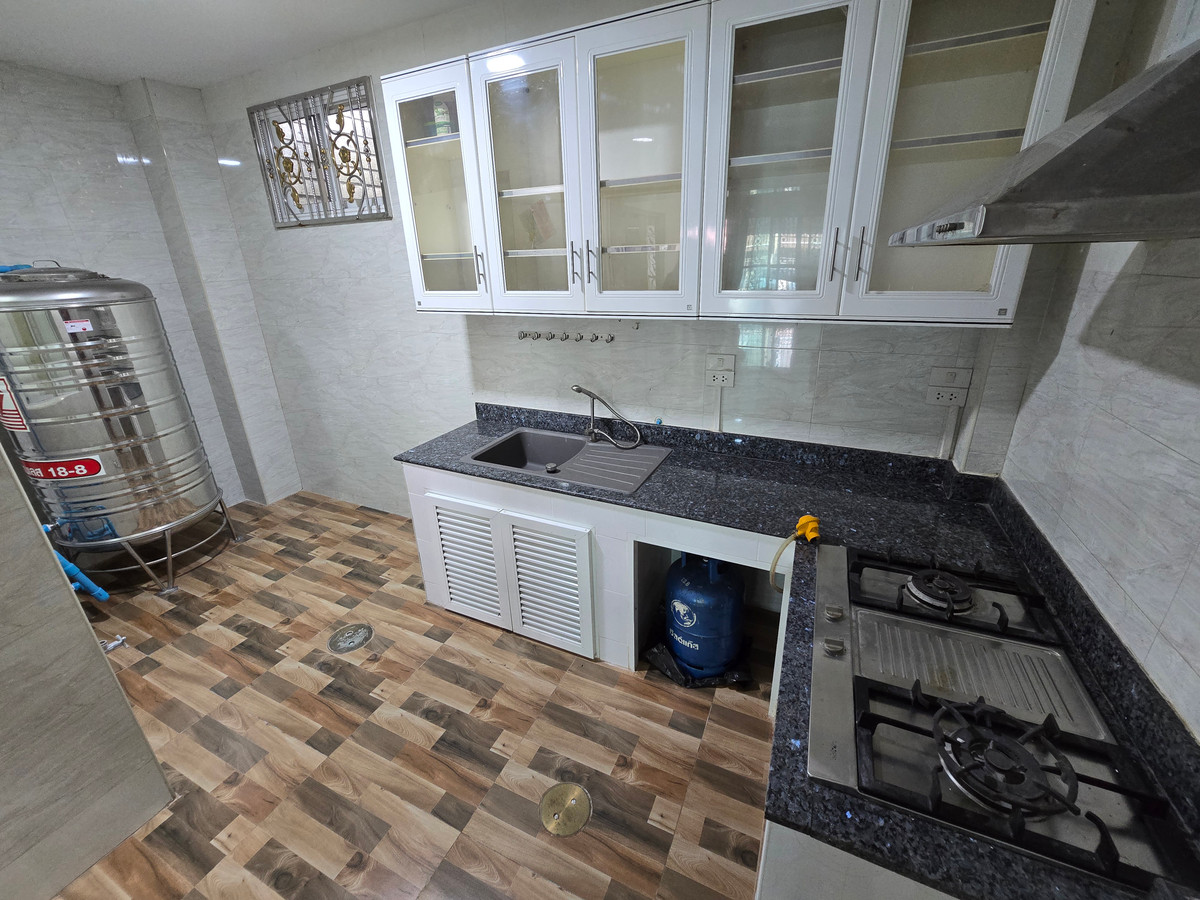 For rent, best price, Baan Klang Muang Sathorn Taksin 2, near BTS Wutthakat, 3-story townhome, good location near the BTS. Quick response 064-974-2441 – รูปที่ 4