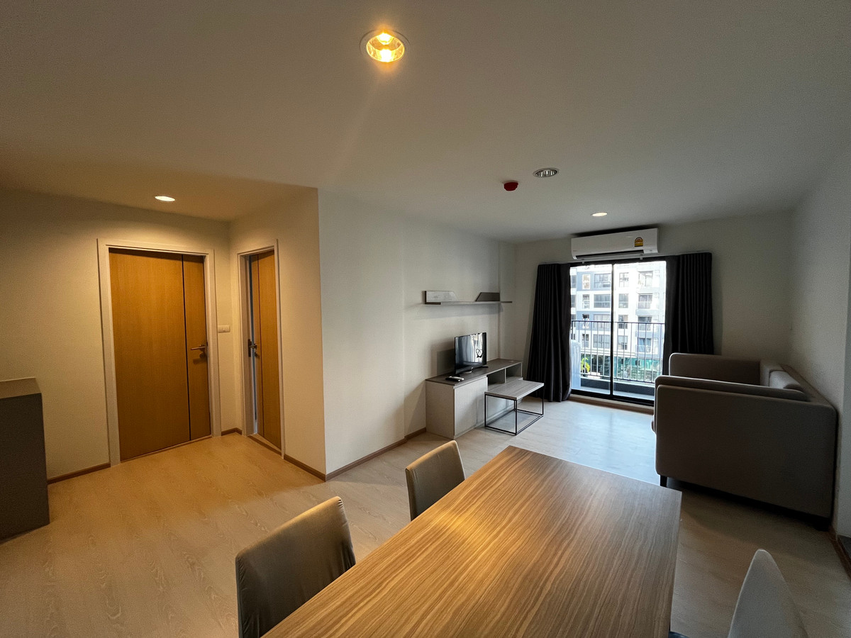 Low-rise condo! Rise Rama 9, near Airport Link Ramkhamhaeng (800 m). 2 bedrooms, 2 bathrooms, 60 sq m. 23,000 baht per month. Low-rise condo! Rise Rama 9, near Airport Link Ramkhamhaeng (800 m). 2 bedrooms, 2 bathrooms, 60 sq m. 23,000 baht per month.