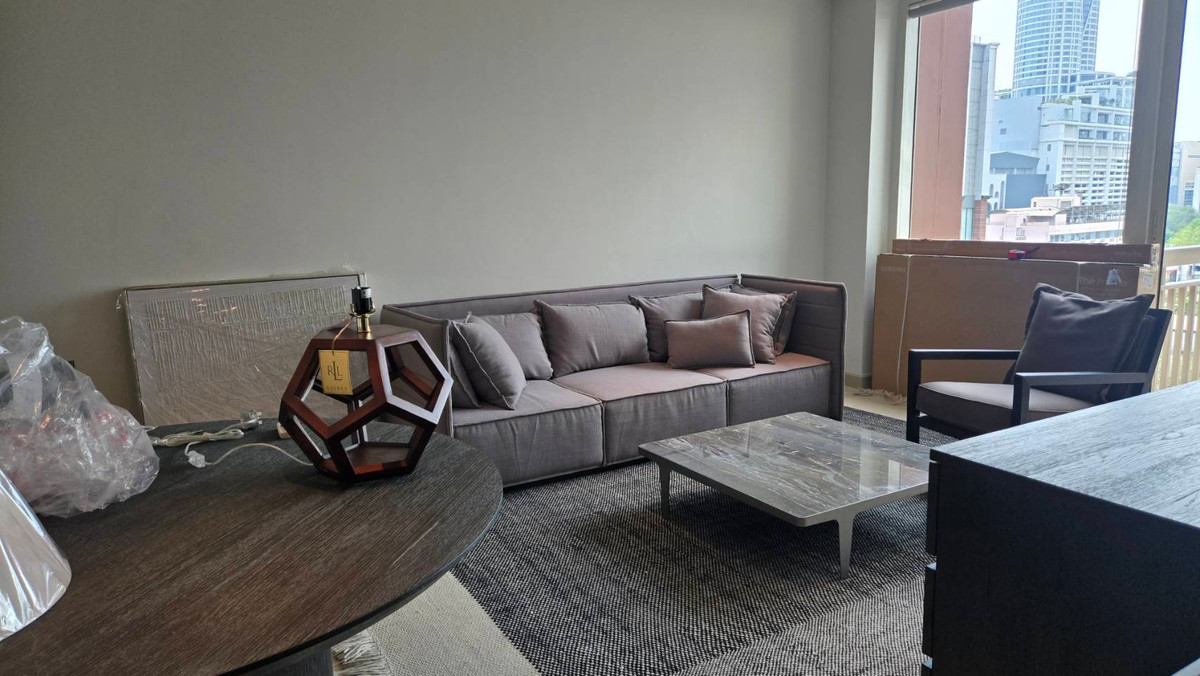 New Renovated (1 Bed 58 Sqm)  SELL 7 MB - Pet Friendly @BTSChidlom 