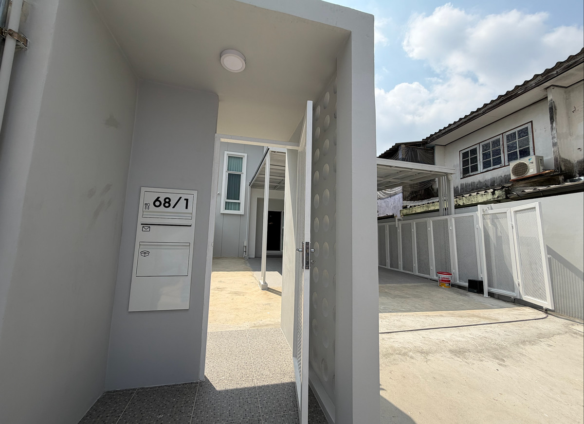 For sale/rent, new semi-detached house No furniture On Nut 40 For sale/rent, new semi-detached house No furniture On Nut 40