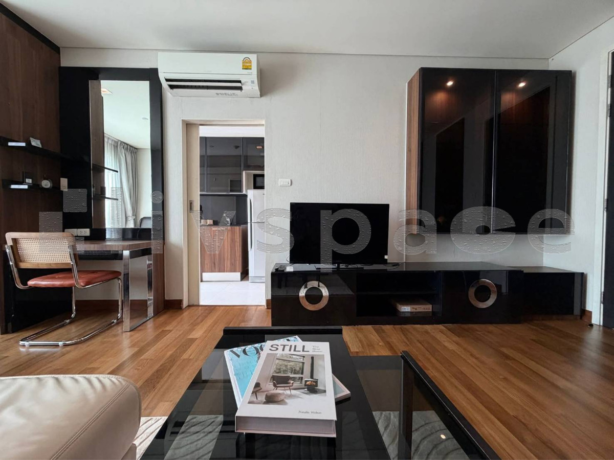 ▚ LH104ツ ขาย: Ivy Thonglor Studio 35.65ตรม. 4.85M🏙️✨ คอนโด Classic Luxury ติดถนนใหญ่ทองหล่อ ห้องโปร่งแสงเข้าดีแต่ไม่ร้อน เฟอร์ครบ พร้อมอยู่! – รูปที่ 2