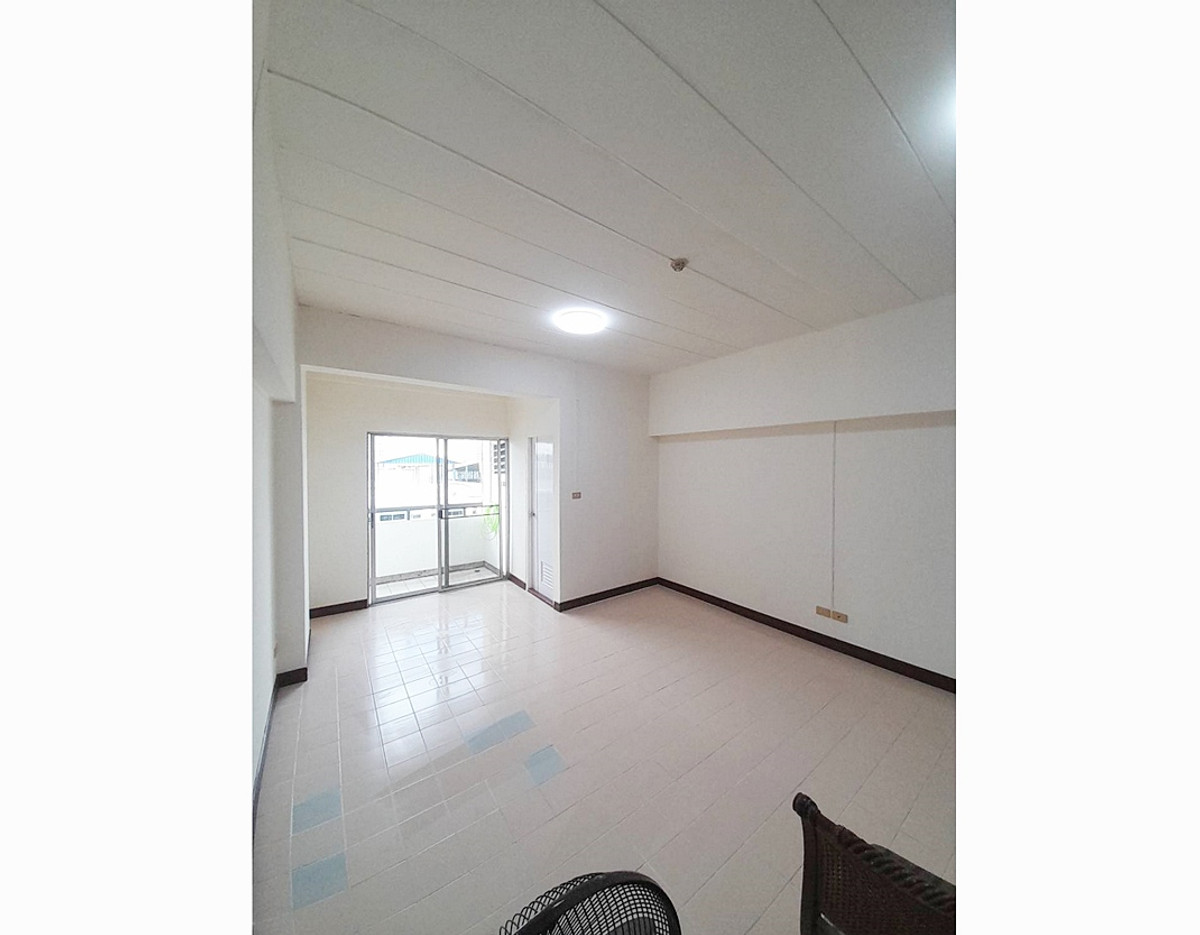 สอบถามโทร : 098-831-8539 ขายคอนโด สินธานี เรสซิเด้นท์ ทาวเวอร์ ห้องขนาด 29.36 ตารางเมตร ชั้น6 สภาพดี พร้อมเข้าอยู่ ใกล้รถไฟฟ้าสีชมพู รามอินทรา กม.9 สอบถามโทร : 098-831-8539 ขายคอนโด สินธานี เรสซิเด้นท์ ทาวเวอร์ ห้องขนาด 29.36 ตารางเมตร ชั้น6 สภาพดี พร้อมเข้าอยู่ ใกล้รถไฟฟ้าสีชมพู รามอินทรา กม.9