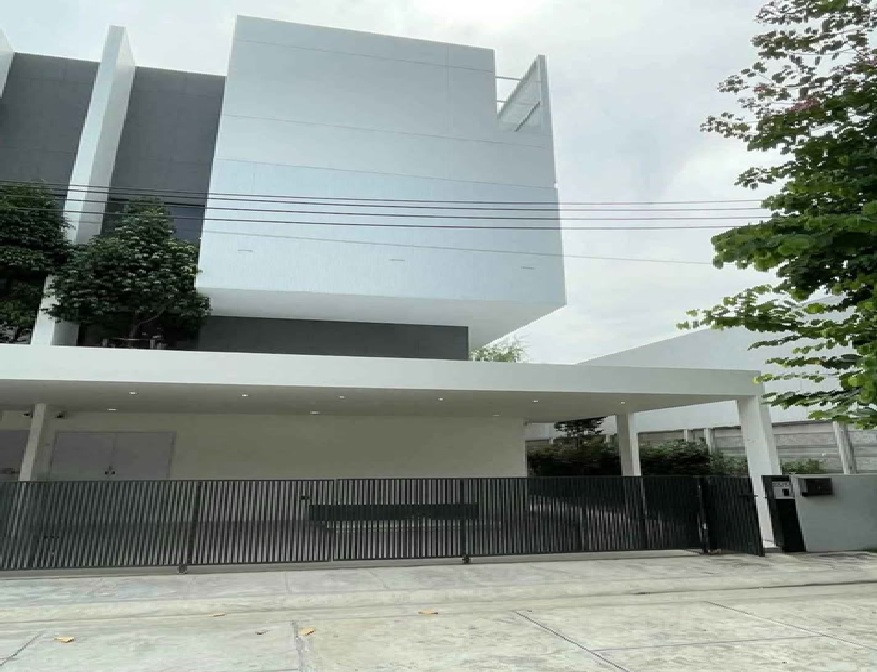 For Rent ให้เช่าบ้านแฝด / Home Office 3.5 ชั้น โครงการ อาคิน วิภาวดีรังสิต ARKIN VIBHAVADI ซอยวิภาวดีรังสิต 84 บ้านสวยมาก บ้านสภาพใหม่ แอร์ 5 เครื่อง มีผ้าม่าน / เหมาะอยู่อาศัย หรือ Home Office จดบริษัทได้ For Rent ให้เช่าบ้านแฝด / Home Office 3.5 ชั้น โครงการ อาคิน วิภาวดีรังสิต ARKIN VIBHAVADI ซอยวิภาวดีรังสิต 84 บ้านสวยมาก บ้านสภาพใหม่ แอร์ 5 เครื่อง มีผ้าม่าน / เหมาะอยู่อาศัย หรือ Home Office จดบริษัทได้