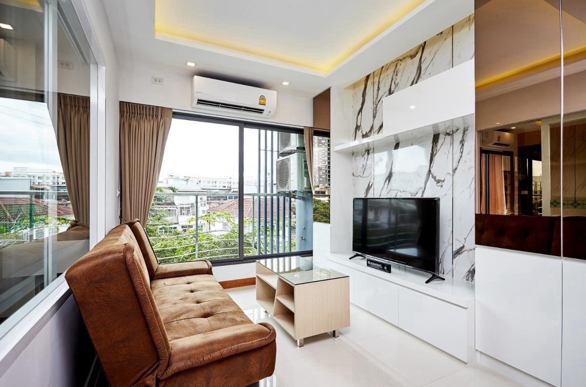 🐾 🐶 Pets allowed 🐱🐶 For rent Beaumont Mansion📍walk to MRT Sutthisan 100 m. 🐾 🐶 Pets allowed 🐱🐶 For rent Beaumont Mansion📍walk to MRT Sutthisan 100 m.