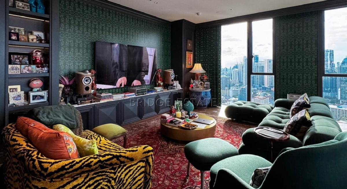 RARE POOLVILLA UNIT! Beatniq Sukhumvit 32 RARE POOLVILLA UNIT! Beatniq Sukhumvit 32