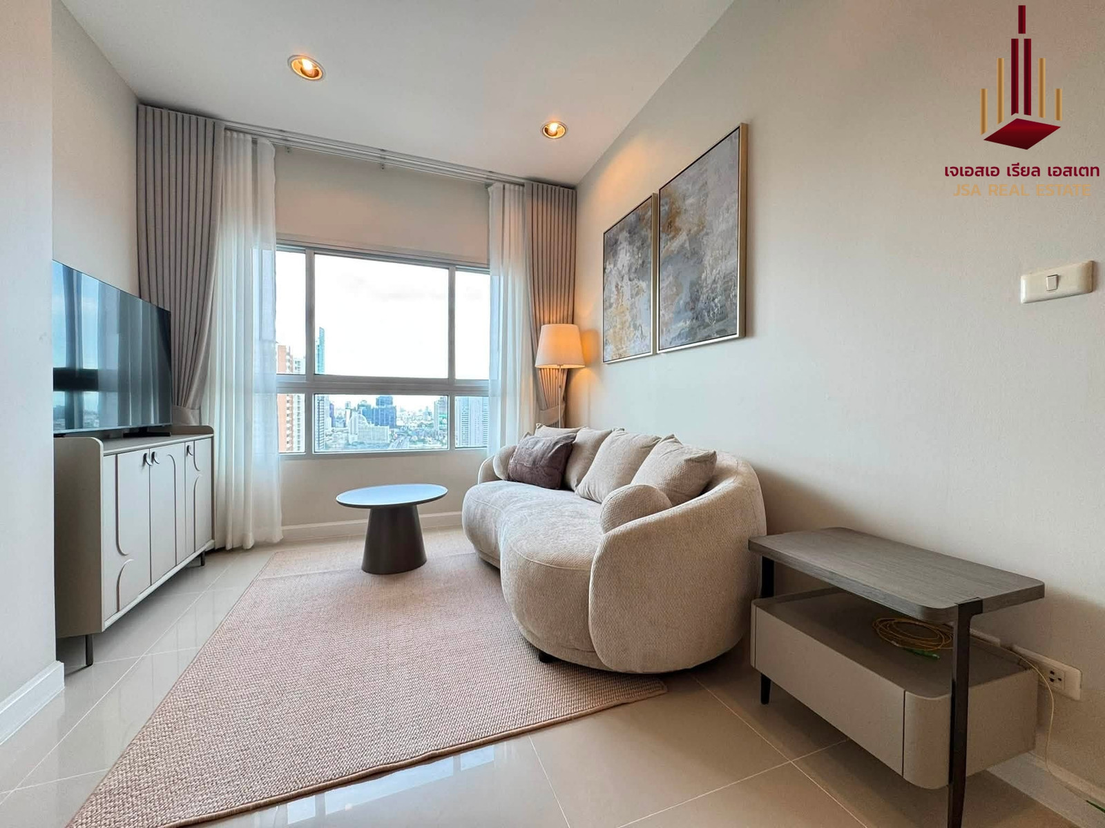 ✨ For Rent : Q House Sathorn Condo ✨ 💰 Only 39,000 THB/month ✨ For Rent : Q House Sathorn Condo ✨ 💰 Only 39,000 THB/month
