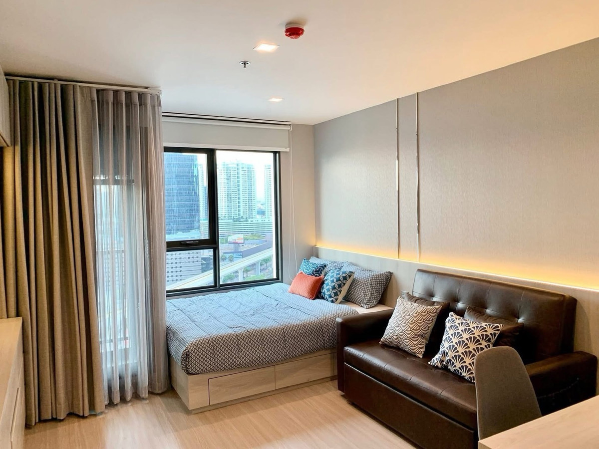 For Rent📍studio 🛁Life Ladprao📞0639399665