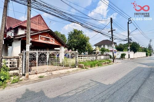 2-story detached house for sale, 91 sq m, Chuenkamonniwet 4, Ramintra 60, near BTS, pink.
