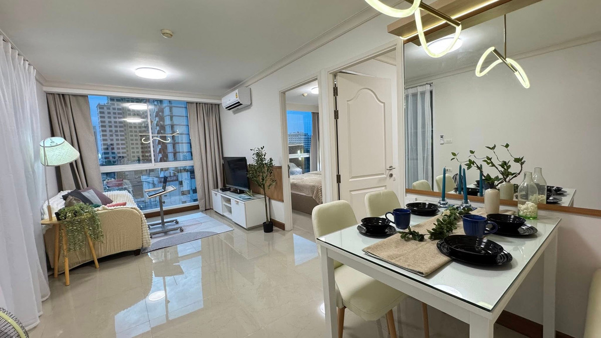 For Rent : Chateau in Town Phaholyothin 11 1ห้องนอน 1ห้องน้ำ ห้องสวย เฟอร์นิเจอร์ครบ พร้อมเข้าอยู่ For Rent : Chateau in Town Phaholyothin 11 1ห้องนอน 1ห้องน้ำ ห้องสวย เฟอร์นิเจอร์ครบ พร้อมเข้าอยู่