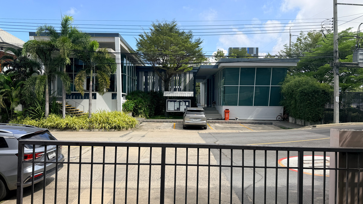 (G-335) บ้านเดี่ยว 2 ชั้น 3 ห้องนอน ขายถูกให้ไปรีโนเวทเอง หมู่บ้านวิลล่า โนว่า เทพารักษ์ ถ.บางพลี-ตำหรุ สมุทรปราการ – รูปที่ 4
