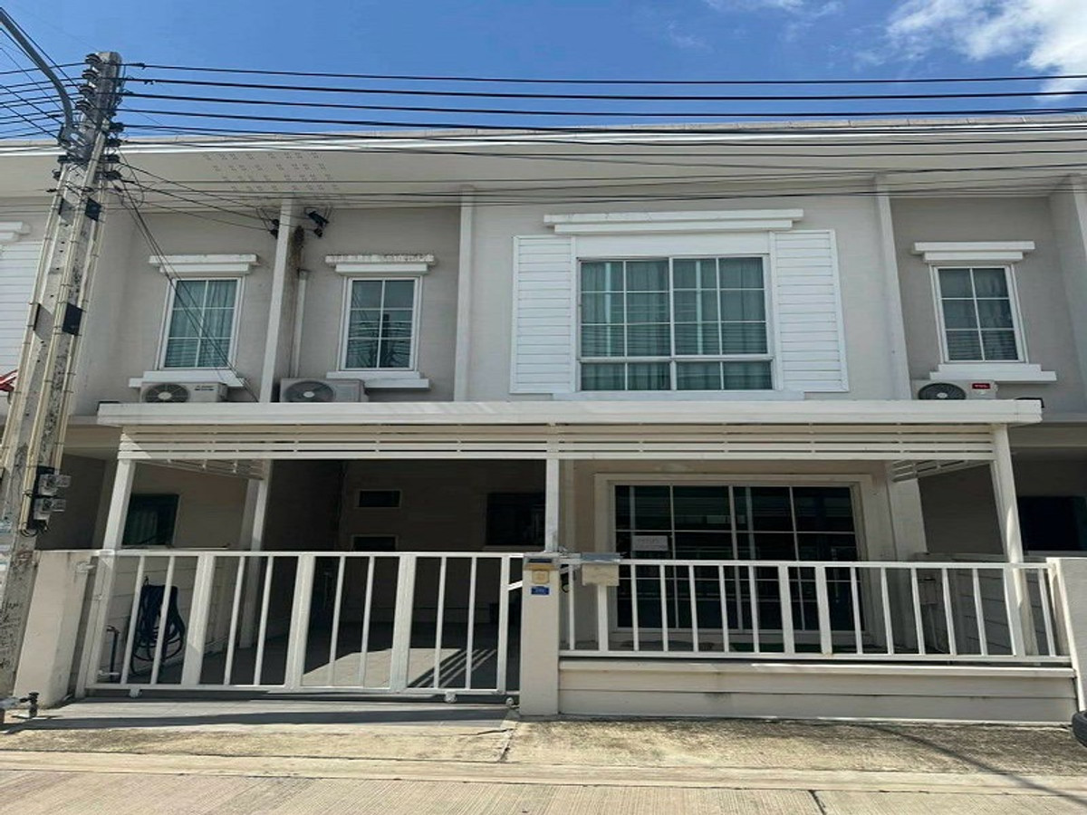ขายทาวน์โฮม ราคาดี เสนาวีว่า อัสสัมชัญ ศรีราชา 3 ห้องนอน ใกล้โรงเรียน ขายทาวน์โฮม ราคาดี เสนาวีว่า อัสสัมชัญ ศรีราชา 3 ห้องนอน ใกล้โรงเรียน