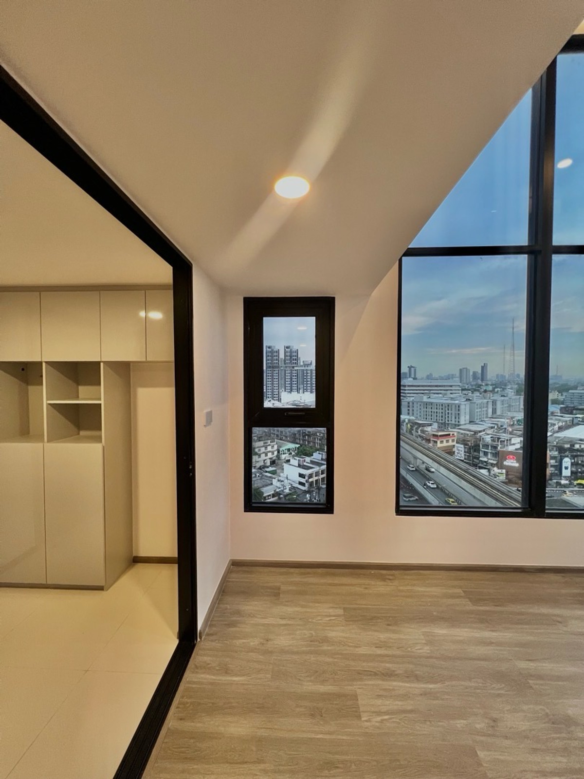 3ห้องสุดท้าย 🌃คอนโด Loft 2ชั้น ติดBTS มอเกษตร  ผ่อนล้านละ 3500 กู้ได้เต็ม ไม่ต้องวางดาวน์  – รูปที่ 4