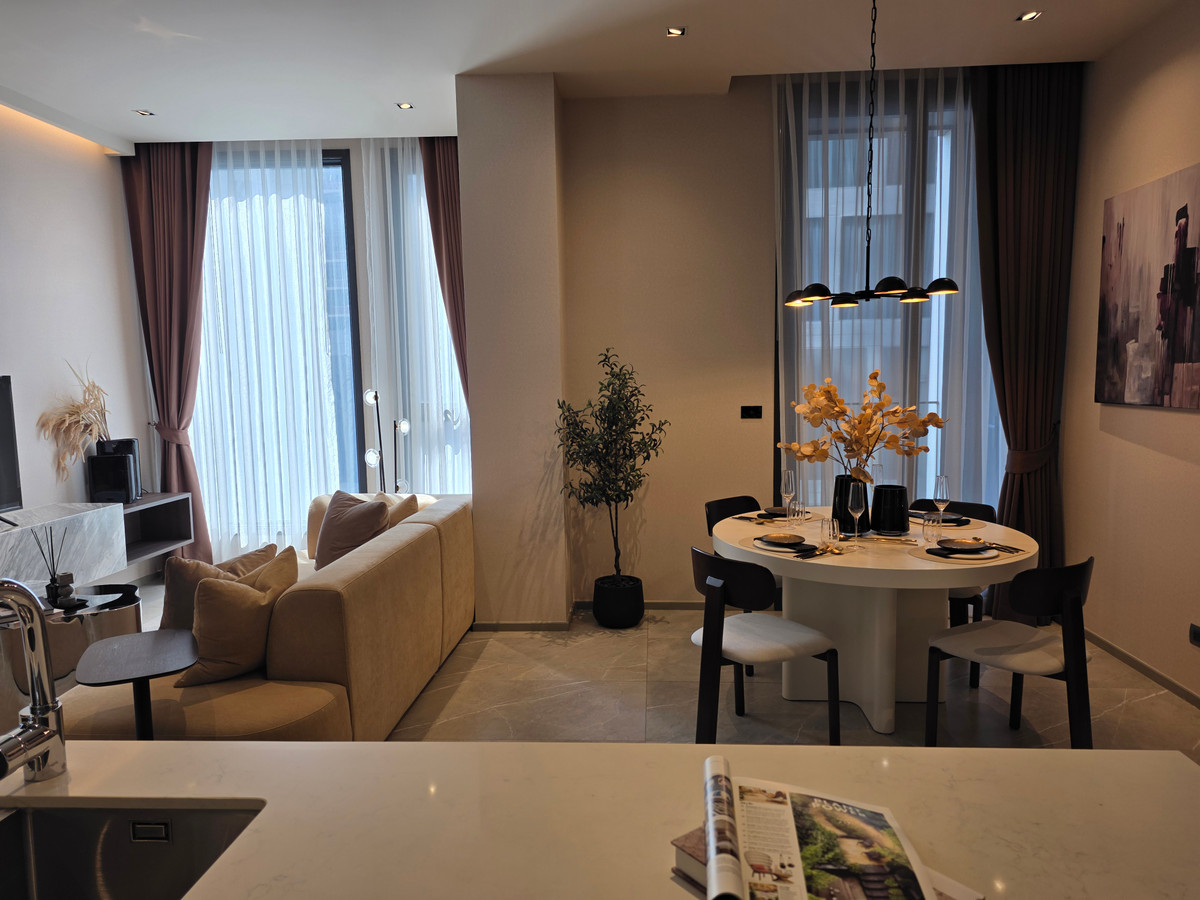 Hyde Heritage Thonglor 2bed 2bath high floor call : 088-2389494 Hyde Heritage Thonglor 2bed 2bath high floor call : 088-2389494