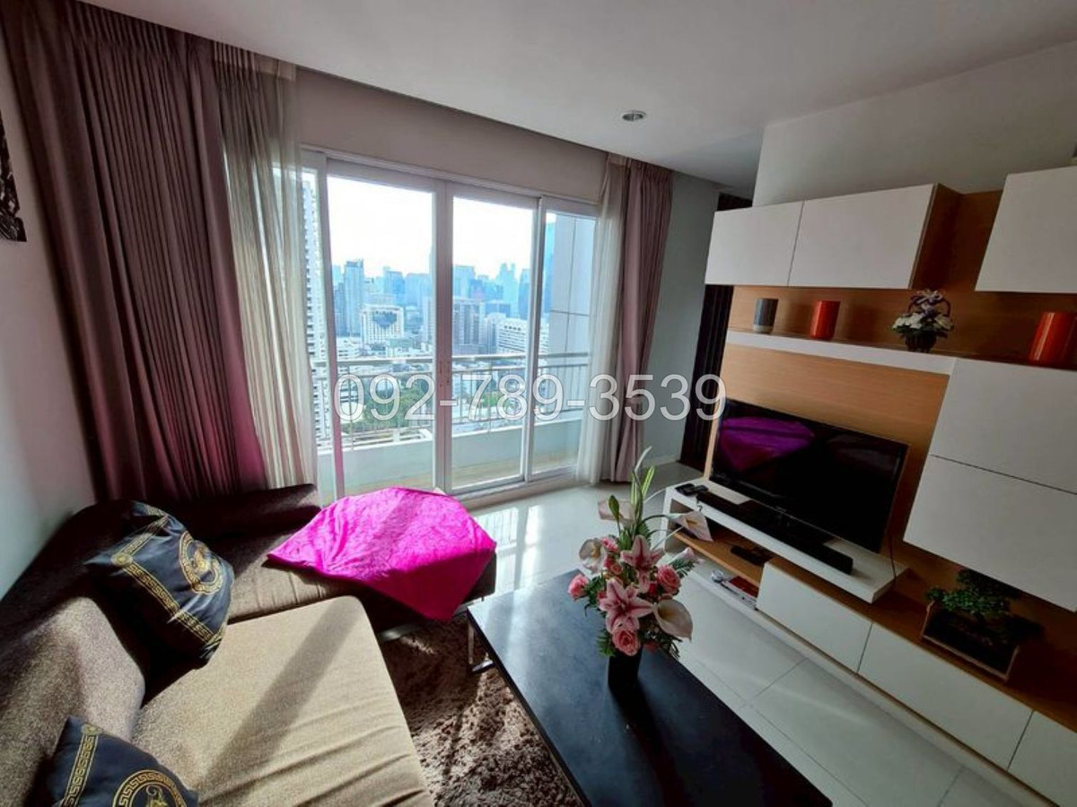 Condo for sale, Circle 1 Circle Condominium, near BTS Nana and MRT Phetchaburi. Condo for sale, Circle 1 Circle Condominium, near BTS Nana and MRT Phetchaburi.