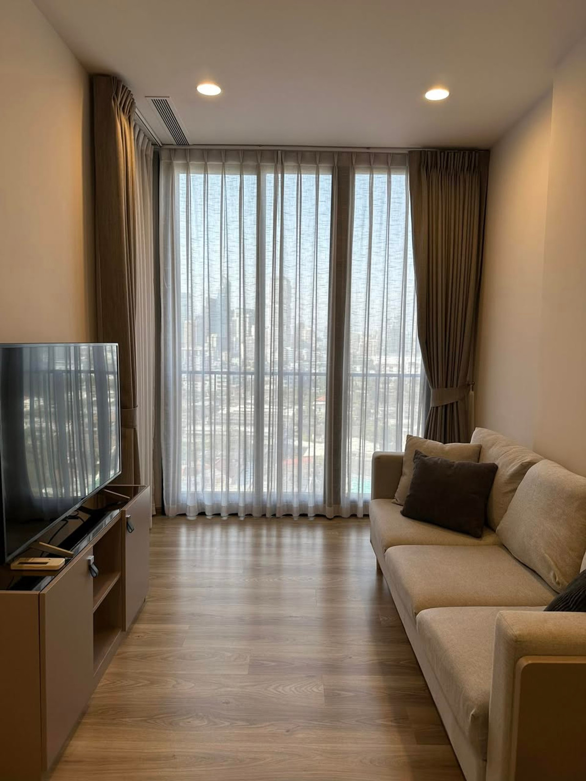🏠✨ Oka Haus Sukhumvit 36 | ขายคอนโด 1 ห้องนอน (HBH-SKV-172) 🏠✨ Oka Haus Sukhumvit 36 | ขายคอนโด 1 ห้องนอน (HBH-SKV-172)