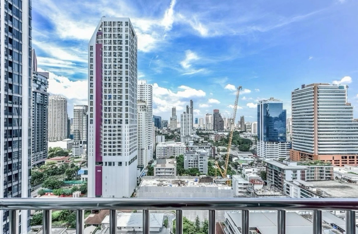 🐾 Pet-Friendly🐱 Condo next to Sukhumvit Road. No need to enter the alley, 2 bedrooms, 2 bathrooms #To BTS Ekkamai, only 350 m. – รูปที่ 4