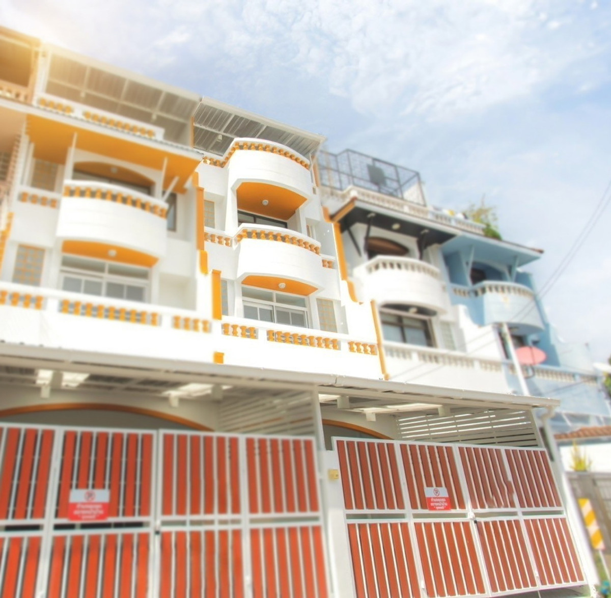 CB011♛♚Townhouse 3 bedrooms for sale⚝Sutthisan♜MRT Suthisan∞065-9423251,099-5919653▚Line@sureresidence CB011♛♚Townhouse 3 bedrooms for sale⚝Sutthisan♜MRT Suthisan∞065-9423251,099-5919653▚Line@sureresidence