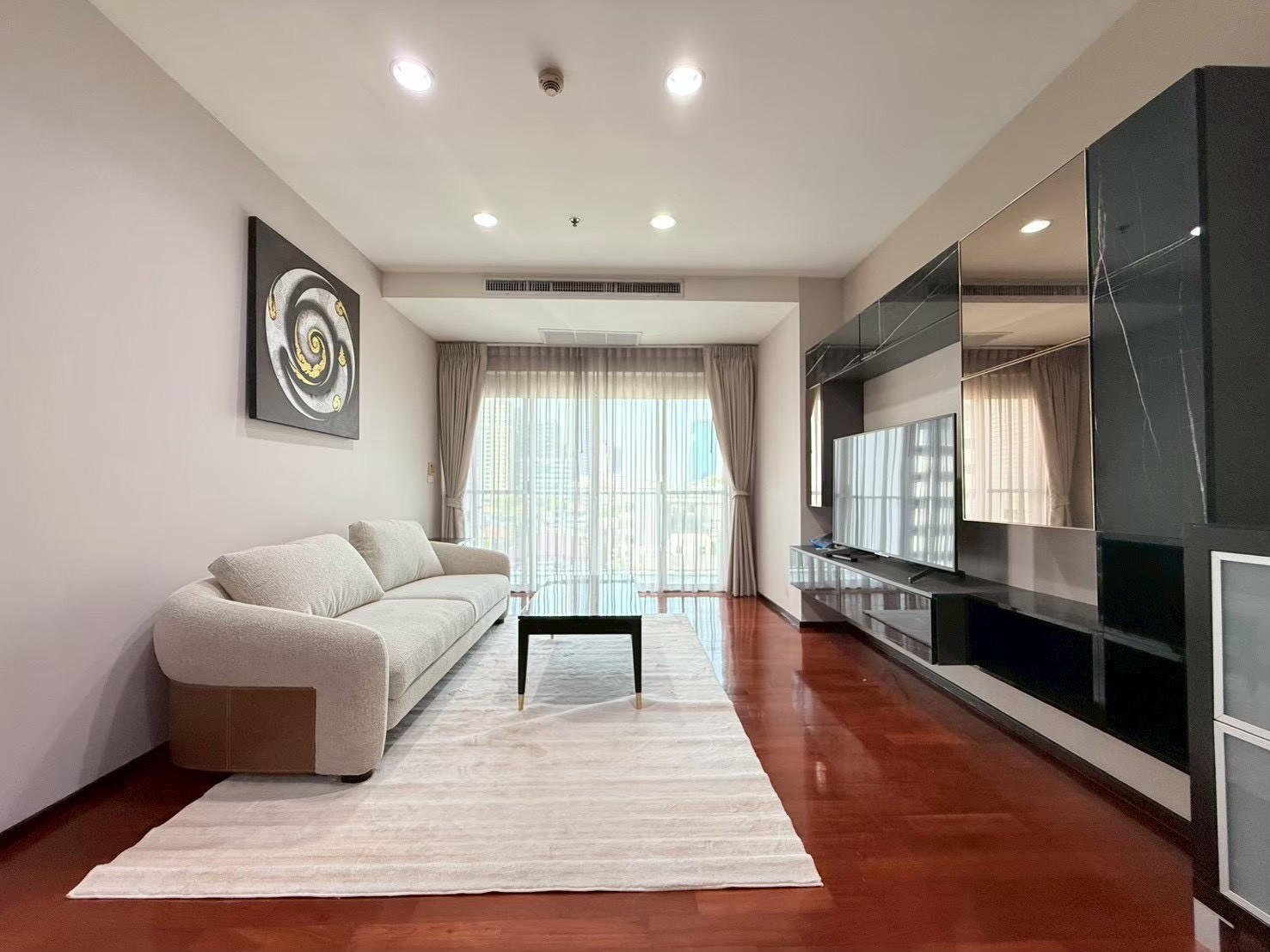 🎊📣 Condo for rent, Noble Aura, 2 bedrooms, in the heart of Thonglor, next to the BTS. 🎊📣 Condo for rent, Noble Aura, 2 bedrooms, in the heart of Thonglor, next to the BTS.