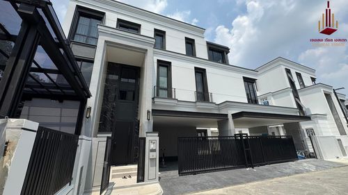 ✨ For Rent: Malton Gates Krungthep Kreetha ✨ 💰 Only 350,000 THB/month