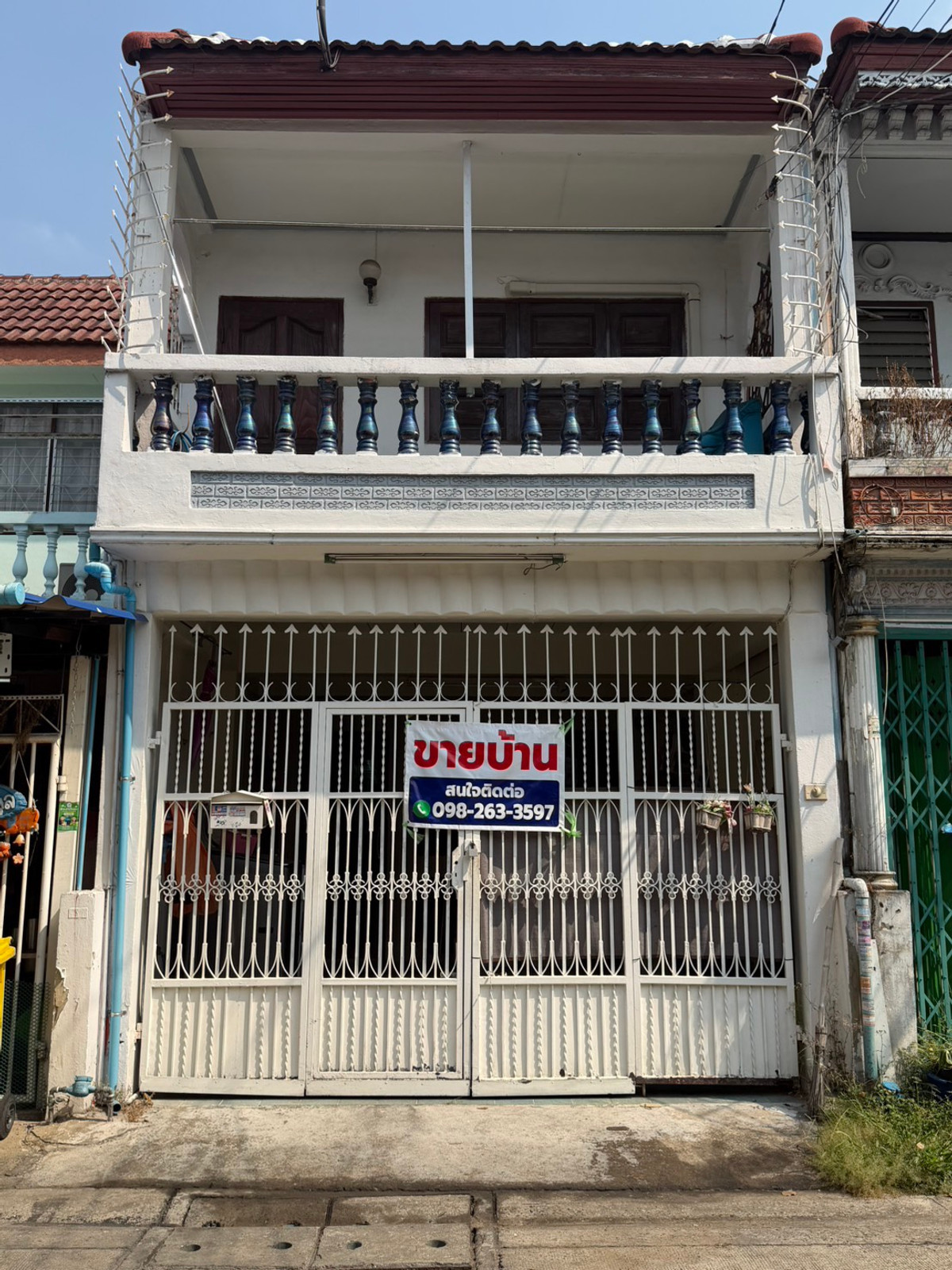 🏡🔥 ขายทาวน์เฮ้าส์ 2 ชั้น ซอยเรวดี 57 แยก 4 นนทบุรี 🔥🏡 ขนาด 17 ตร.วา ทำเลดี เข้า–ออกสะดวก ใกล้ถนนหลัก เหมาะอยู่อาศัยหรือซื้อไว้ลงทุน 📣ใกล้รถไฟฟ้า MRT สายสีม่วง ต่ำกว่า 2 ล้าน 