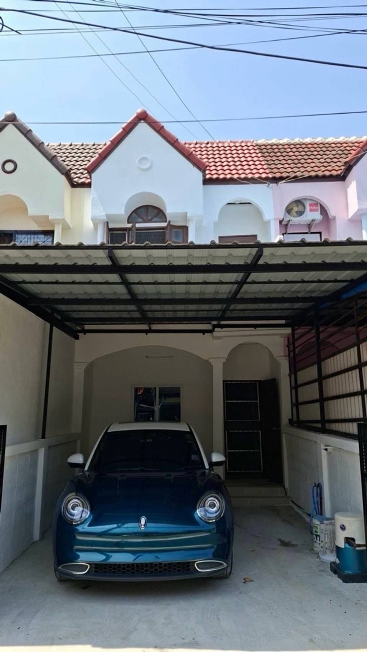 Townhouse for rent Sri Prajak Village, near Triamudom Suksa Nomklao School, only 4 minutes.