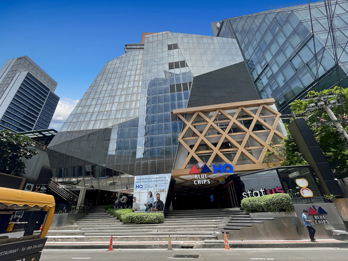 ทำงานอย่างมีประสิทธิภาพยิ่งขึ้นในพื้นที่ออฟฟิศแบบแชร์ใน HQ Blue Chips Building – รูปที่ 2