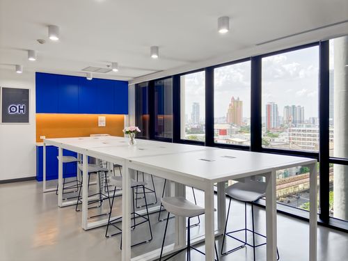 All-inclusive access to coworking space in HQ S.P. Building