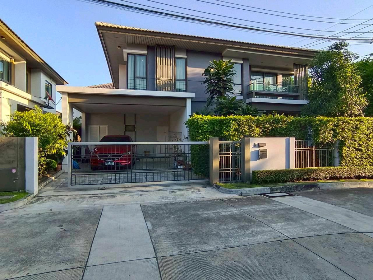 Selling at a loss!!! Corner house 67 sq m, Burasiri Ratchapruek 345 project, price only 6.29 million baht. Selling at a loss!!! Corner house 67 sq m, Burasiri Ratchapruek 345 project, price only 6.29 million baht.