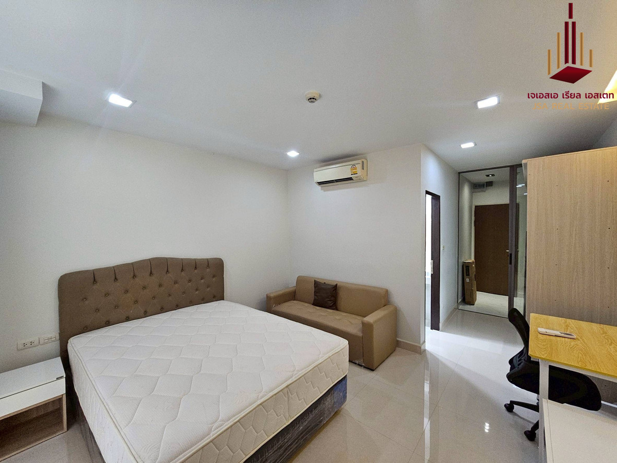 ✨ For Sale: Quad Sathon Condo ✨ 💰 Only 2,489,000 THB ✨ For Sale: Quad Sathon Condo ✨ 💰 Only 2,489,000 THB