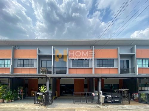 Townhome Siri Place Kalapapruek - Sathorn / 3 Bedrooms (FOR SALE) BALL281