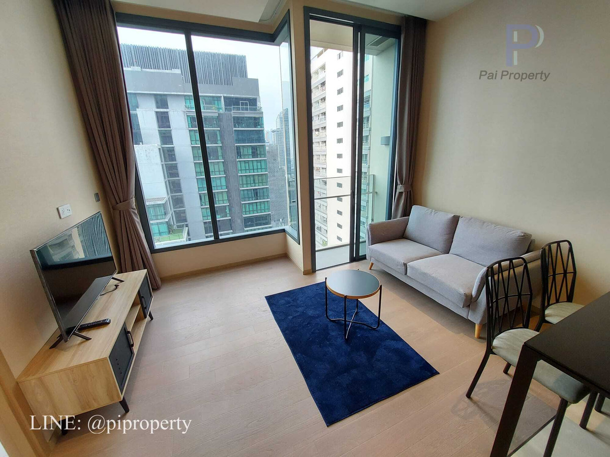 Fully furnished 1Bed unit for sale in Esse Asoke. High floor & North cool facing. Top location in Asoke with BTS and MRT systems. Fully furnished 1Bed unit for sale in Esse Asoke. High floor & North cool facing. Top location in Asoke with BTS and MRT systems.