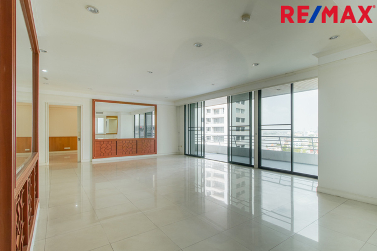 ขายคอนโดติดแม่น้ำเจ้าพระยา Riverine Palce 3ห้องนอน ถ.พิบูลสงคราม นนทบุรี ใกล้ทางด่วนศรีรัชฯ ขายคอนโดติดแม่น้ำเจ้าพระยา Riverine Palce 3ห้องนอน ถ.พิบูลสงคราม นนทบุรี ใกล้ทางด่วนศรีรัชฯ
